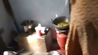 கருங்காலி குஞ்சு தற்போது பார்வையாளர்களுடன் பொதுவில் பாட்டிலுடன் சுயஇன்பம் சிற்றின்ப இலக்கியம் செய்கிறது - 2022-03-06 23:22:37